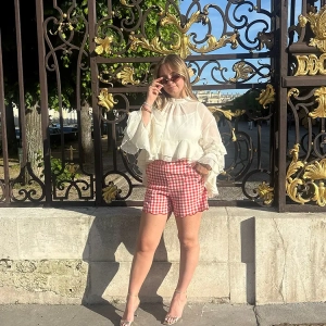 short colette 1